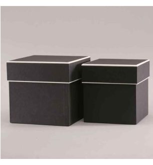 square-hat-boxes-black-with-cream-trim.jpg